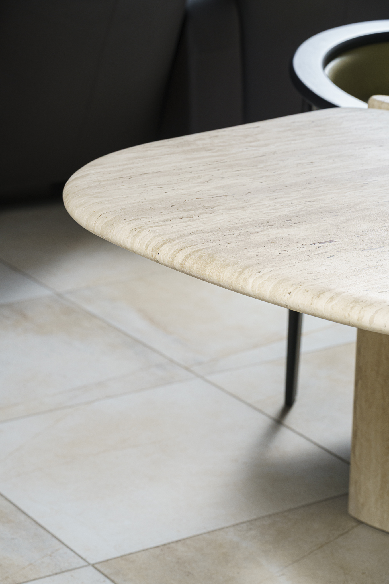 Baxter Стол Isamu Stone 265*130 от Baxter — в интерьере