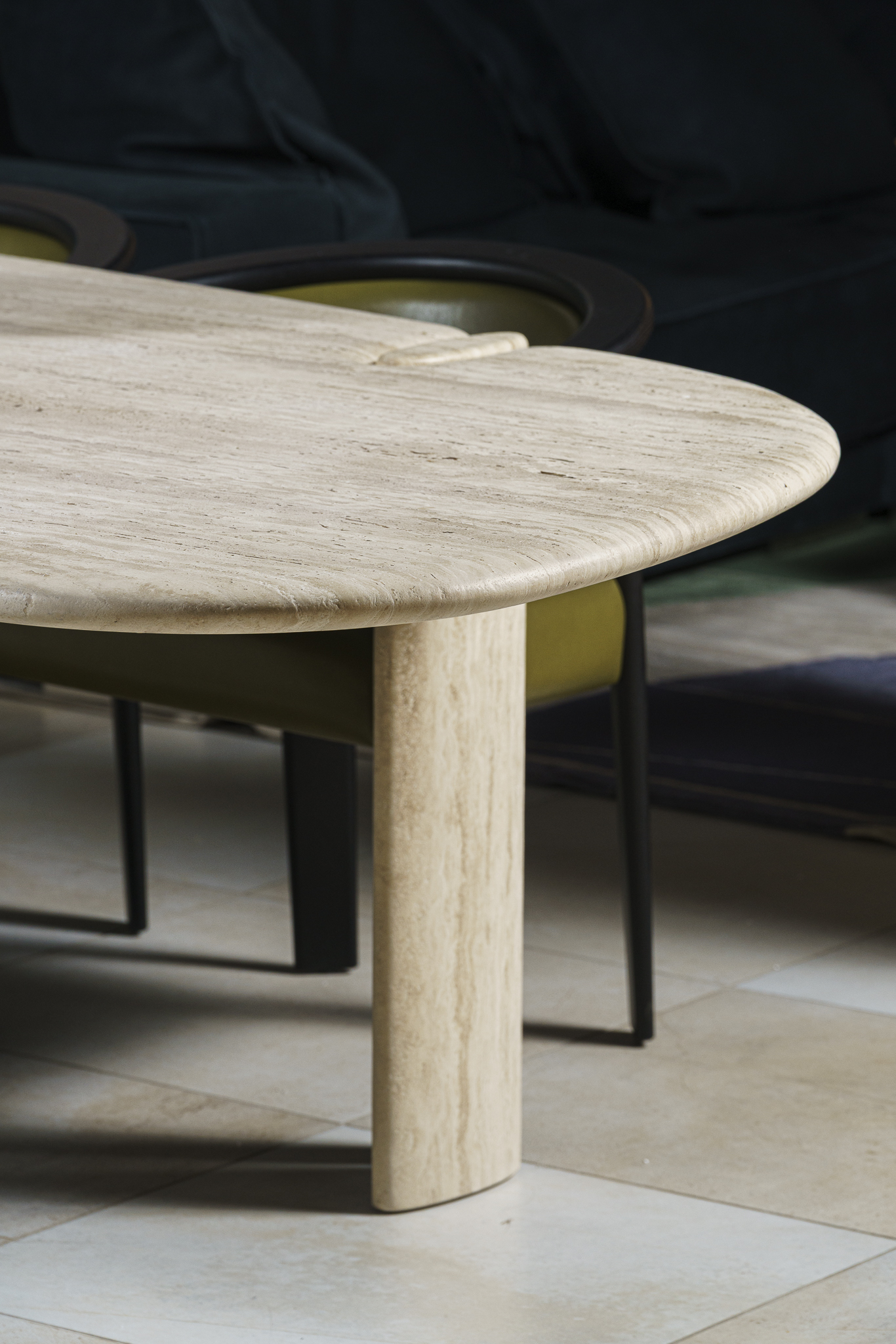 Baxter Стол Isamu Stone 265*130 от Baxter — в интерьере