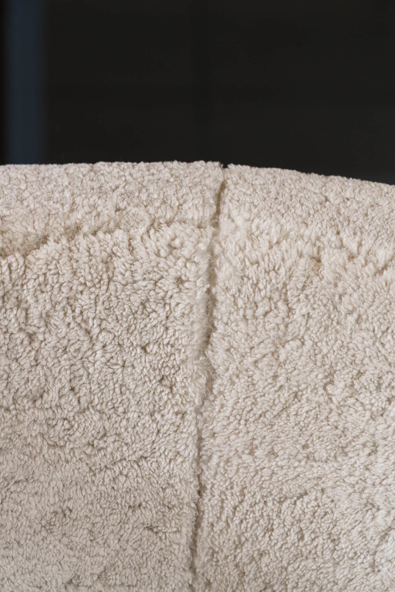 Baxter Кресло Lazy Bones Mouton Cream от Baxter — в интерьере