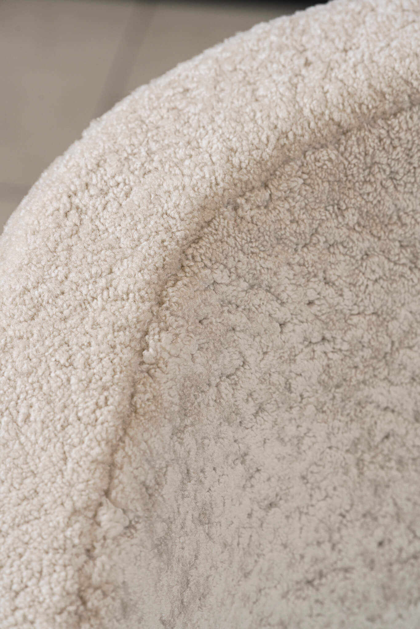 Baxter Кресло Lazy Bones Mouton Cream от Baxter — в интерьере