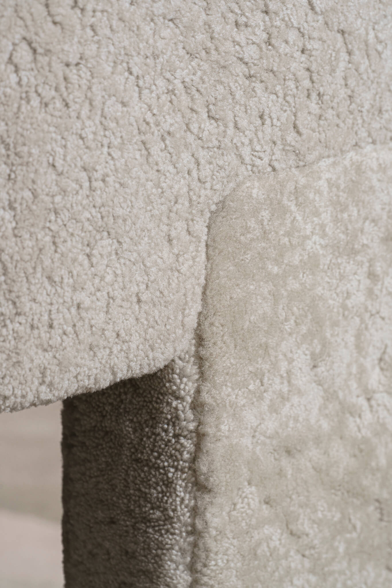 Baxter Кресло Lazy Bones Mouton Cream от Baxter — в интерьере