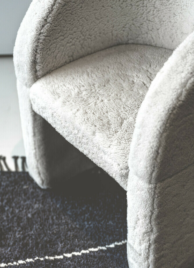 Baxter Кресло Lazy Bones Mouton Cream от Baxter — в интерьере