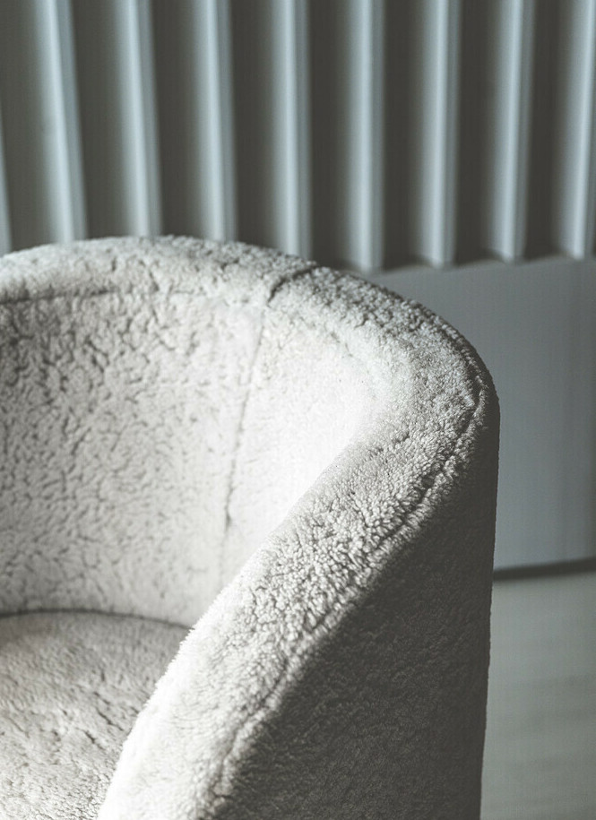 Baxter Кресло Lazy Bones Mouton Cream от Baxter — в интерьере