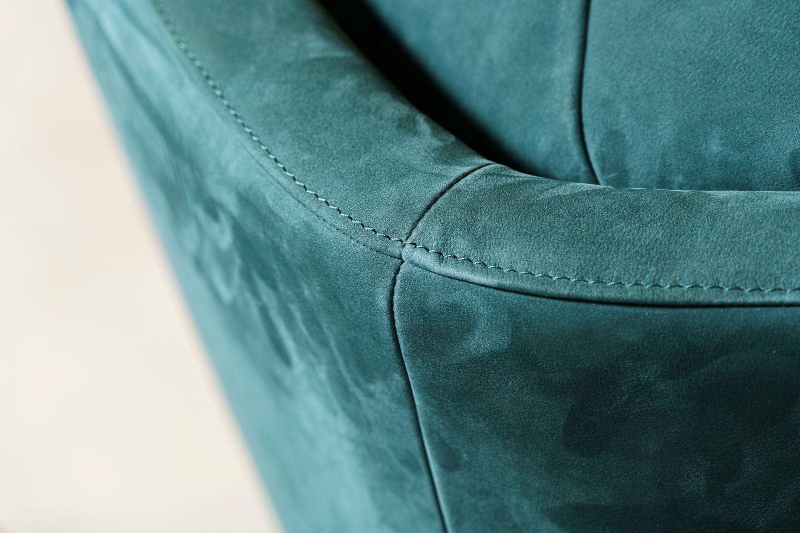 Baxter Кресло Milano Kashmir Jade от Baxter — в интерьере