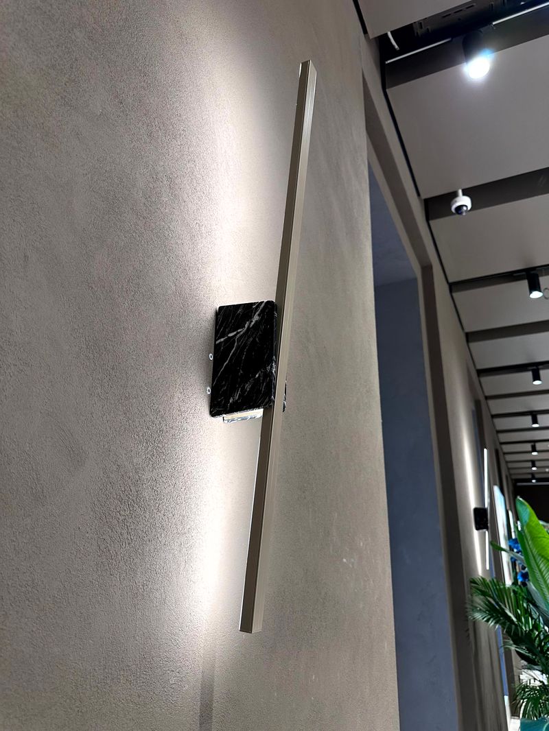 Italamp Бра Regolo matt black/marquinia marble от Italamp — в интерьере