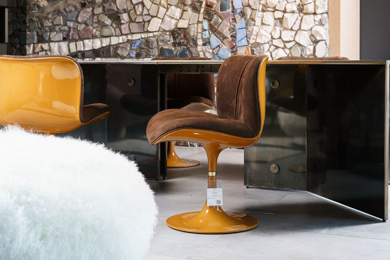Baxter Стул Marilyn Nabuck Truffle от Baxter — в интерьере