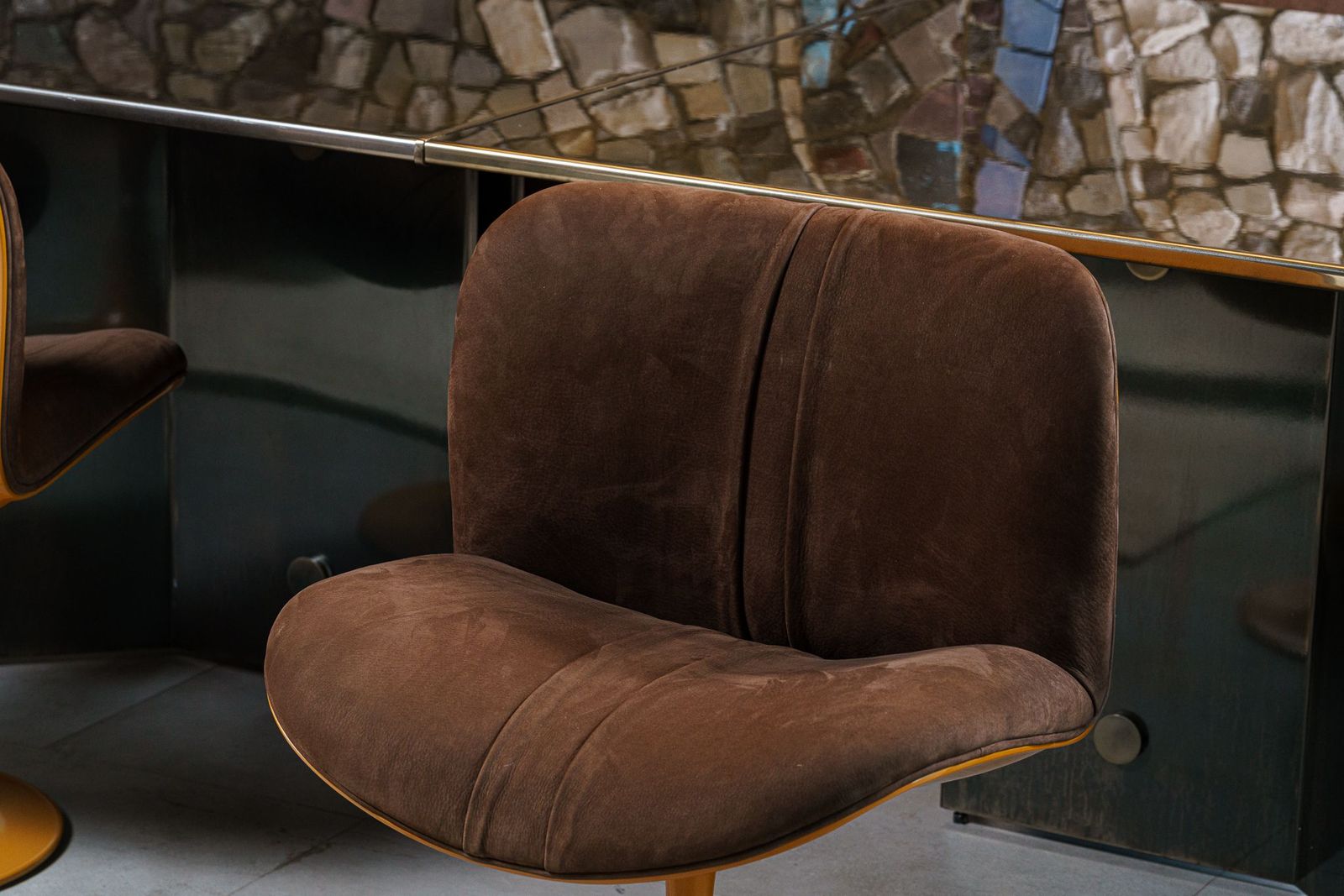 Baxter Стул Marilyn Nabuck Truffle от Baxter — в интерьере