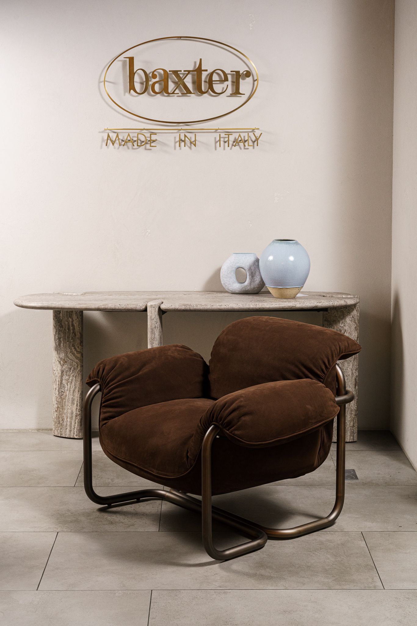 Baxter Кресло So Good Kashmir Truffle от Baxter — в интерьере