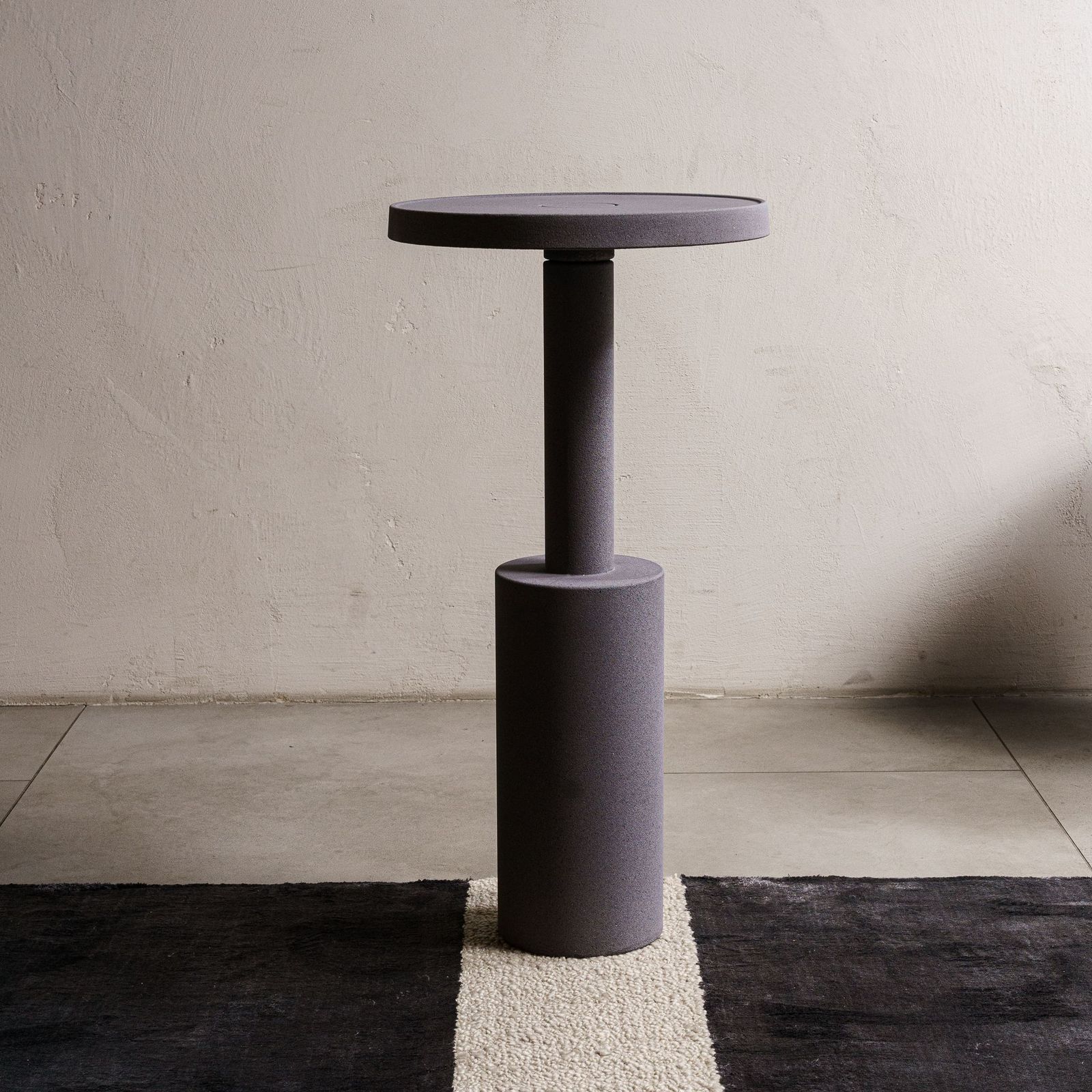 Baxter Журнальный столик Pilar Concrete Vintage Rose 35 от Baxter — в интерьере