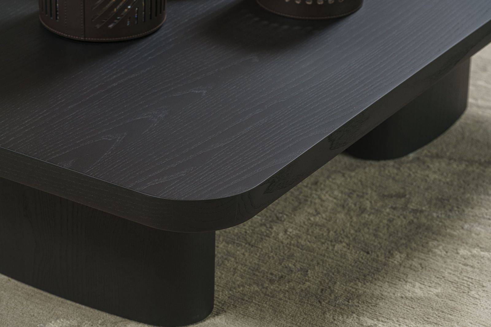 Poliform Журнальный столик Ernest 70*120 Wood от Poliform — в интерьере