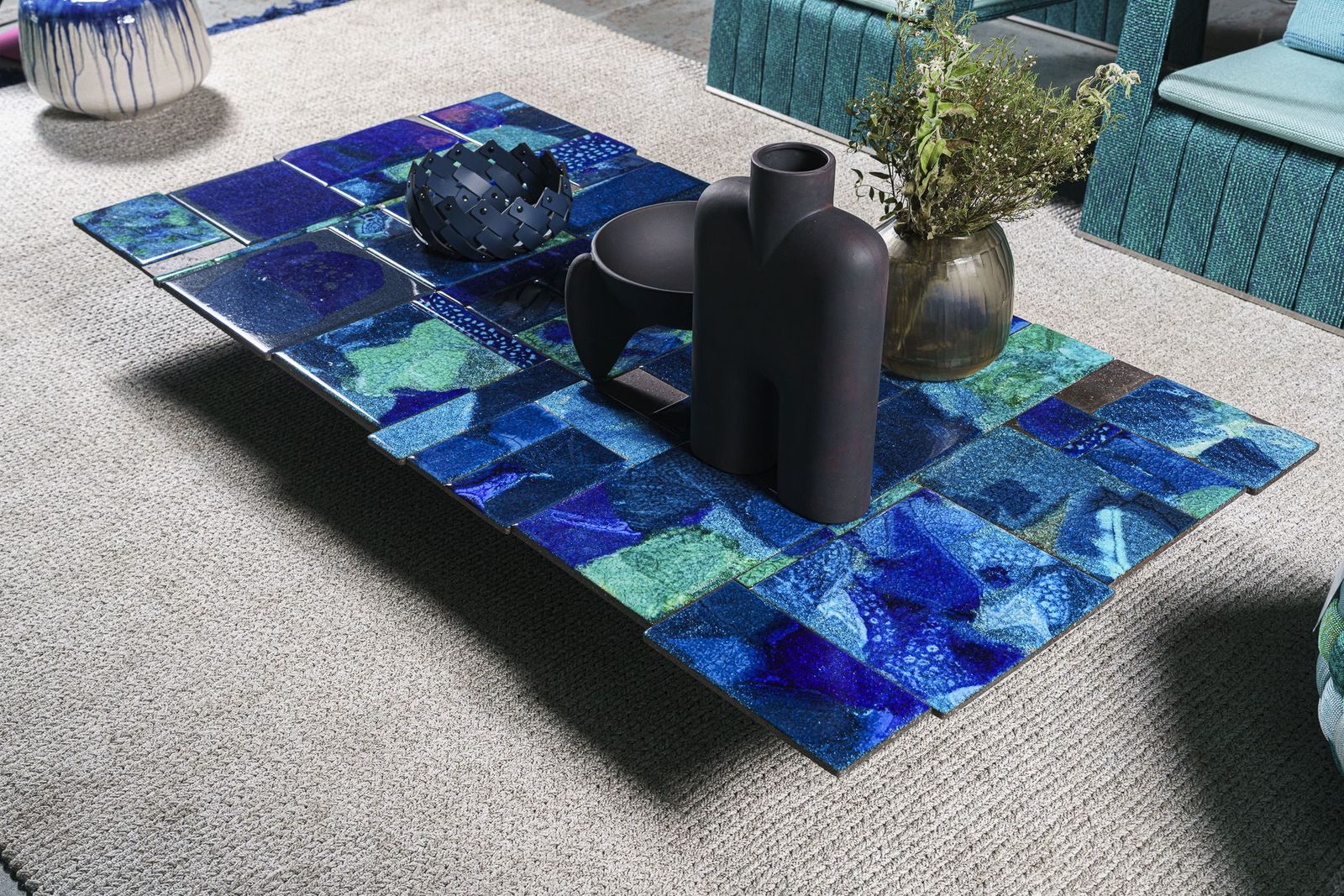 Paola Lenti Уличный журнальный столик с чехлом Sciara Rectangular от Paola Lenti — в интерьере
