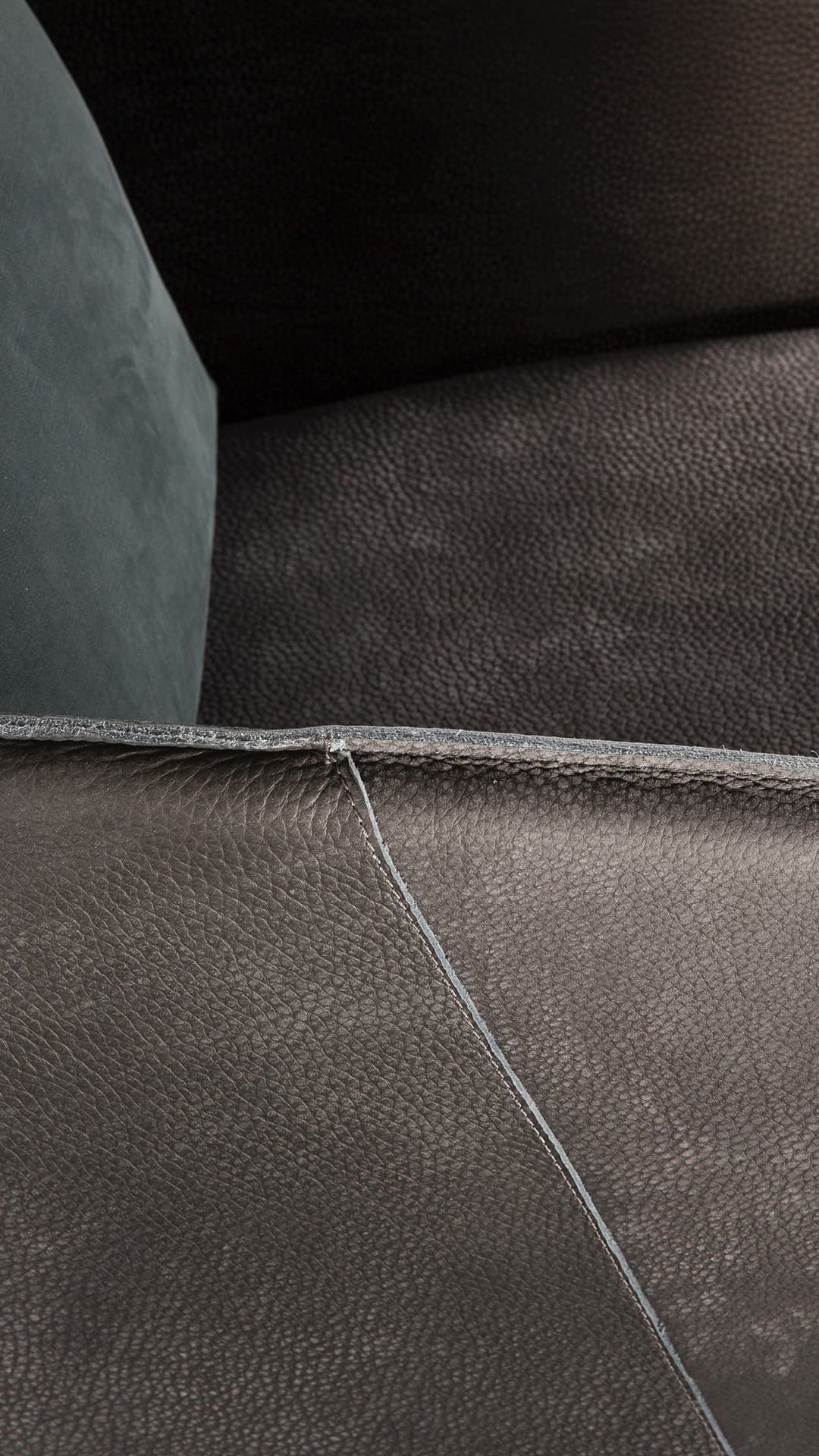 Henge Кресло Ketch Armchair от Henge — в интерьере