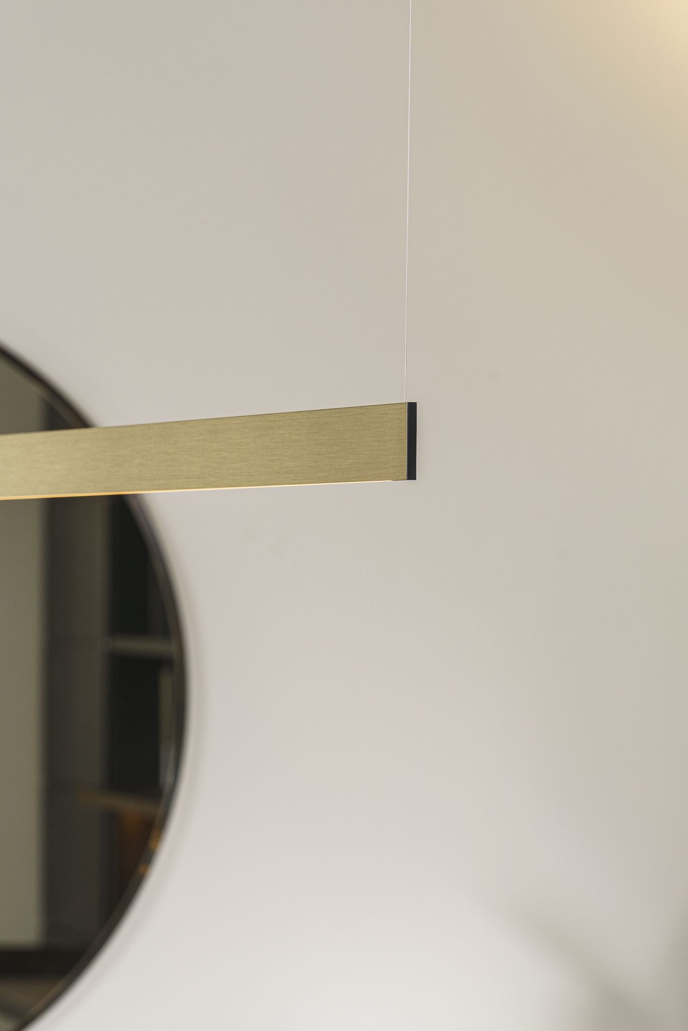 Davide Groppi Подвесной светильник Sottile Brushed bronze от Davide Groppi — в интерьере