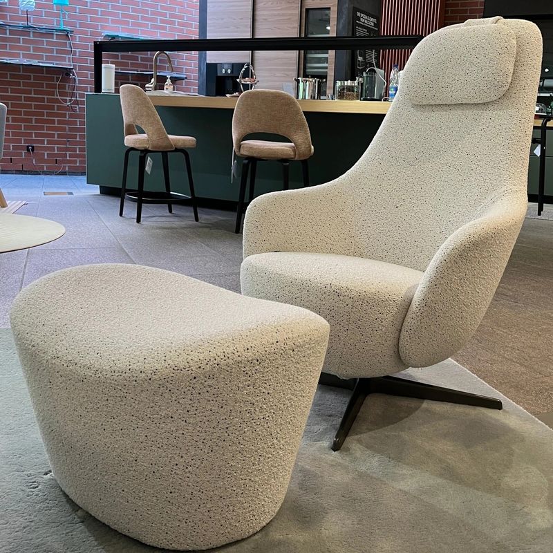 B&B Italia Кресло Harbor Laidback Tessutto Sambuco от B&B Italia — в интерьере
