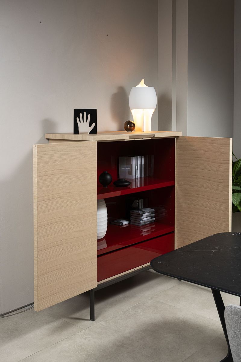 Maxalto Буфет Mida Glossy brick red от Maxalto — в интерьере