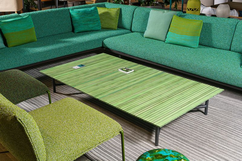 Paola Lenti Уличный журнальный столик Nesso LVS526 от Paola Lenti — в интерьере
