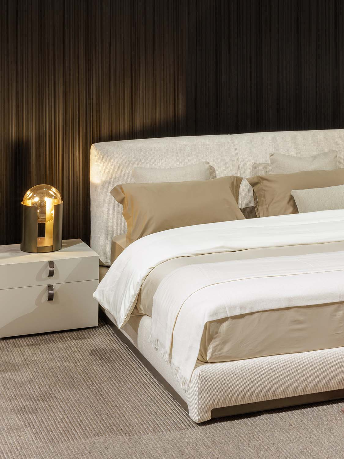 Flou Кровать AtelierM 180 Portofino 820 от Flou — в интерьере