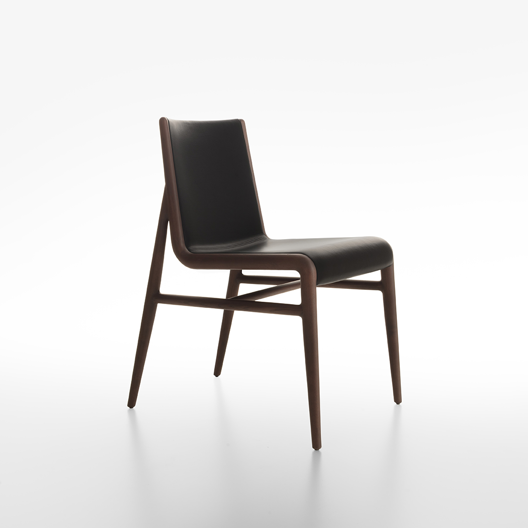 Rimadesio Стул Sinua Rovere nero от Rimadesio — в интерьере
