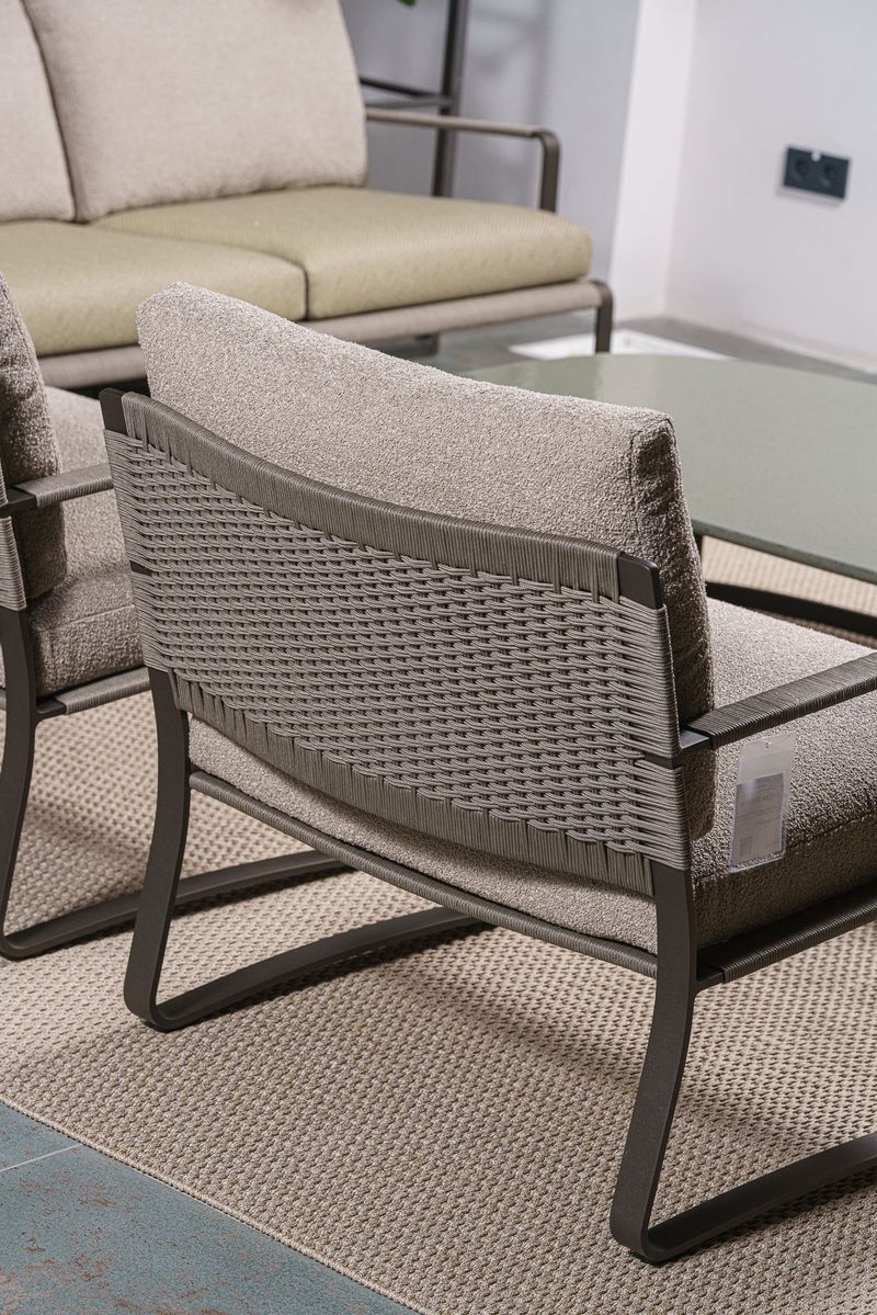 Molteni&C Кресло с подлокотниками Phoenix Luna 8026 от Molteni & C — в интерьере