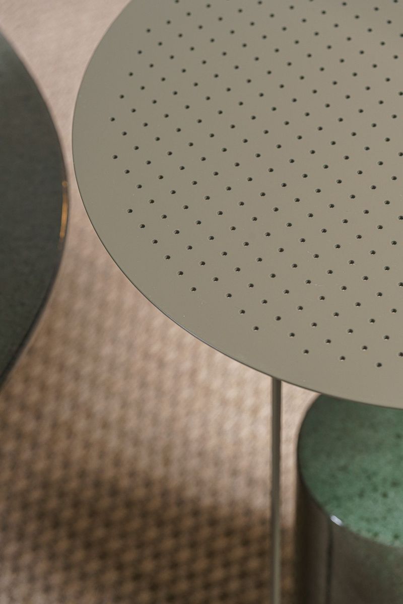 Molteni&C Уличный журнальный столик Panna Cotta D40 от Molteni & C — в интерьере
