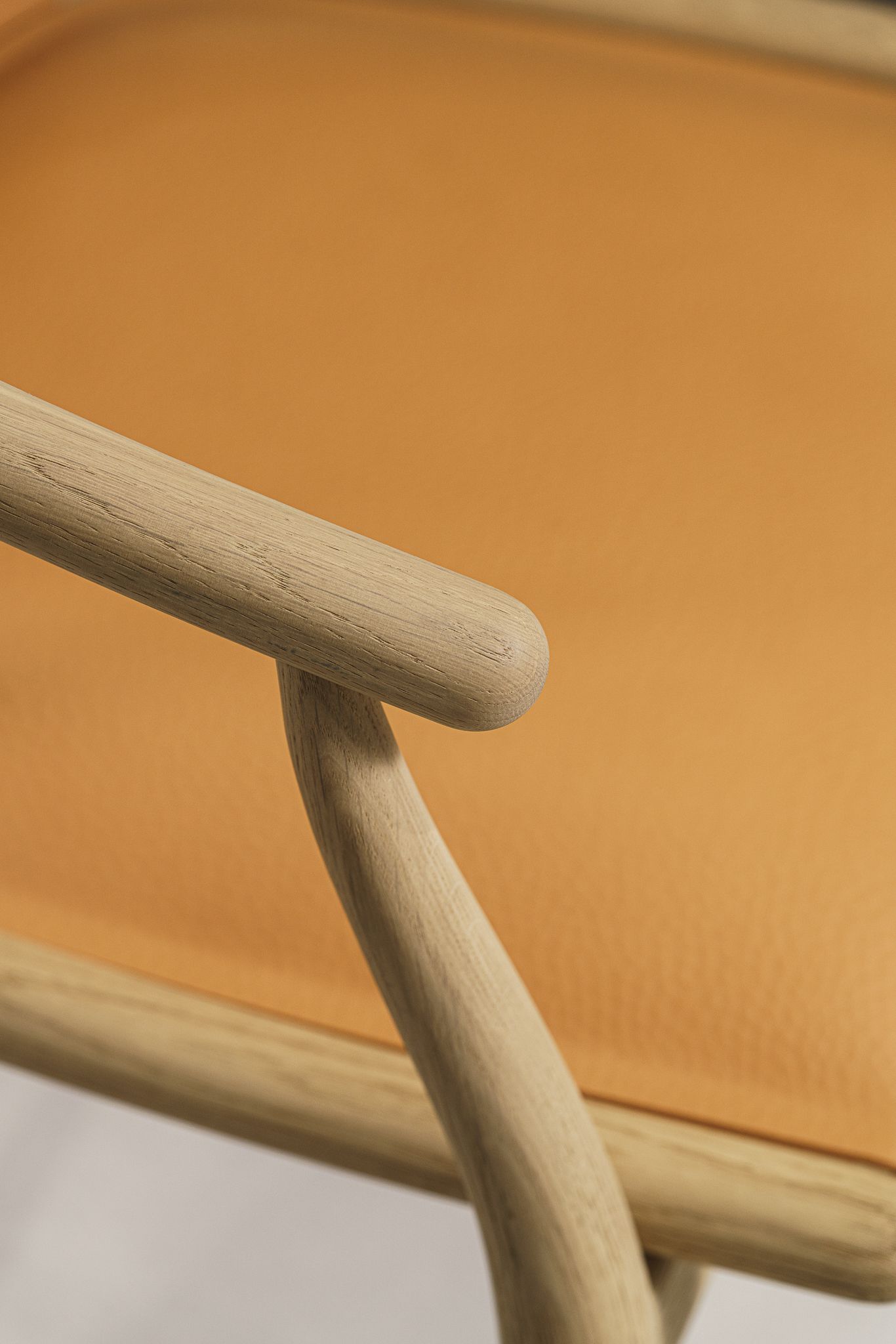 B&B Italia Стул Jens Leather 100 от B&B Italia — в интерьере