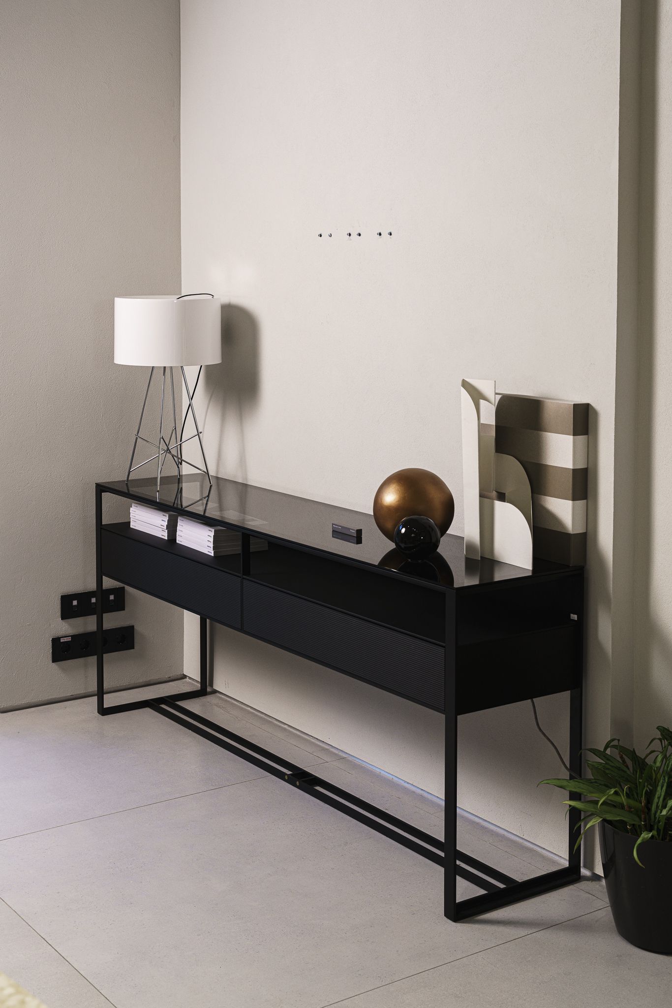 Rimadesio Консоль Rialto 188 от Rimadesio — в интерьере