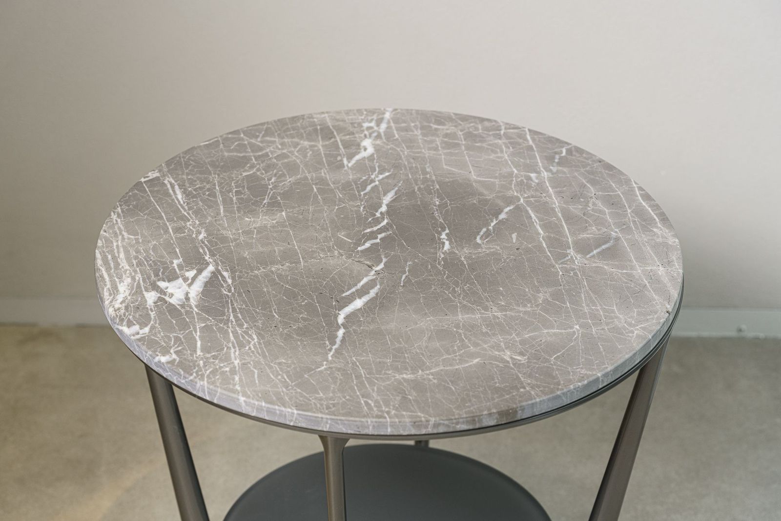 Rimadesio Журнальный столик Planet 80 Grigio от Rimadesio — в интерьере