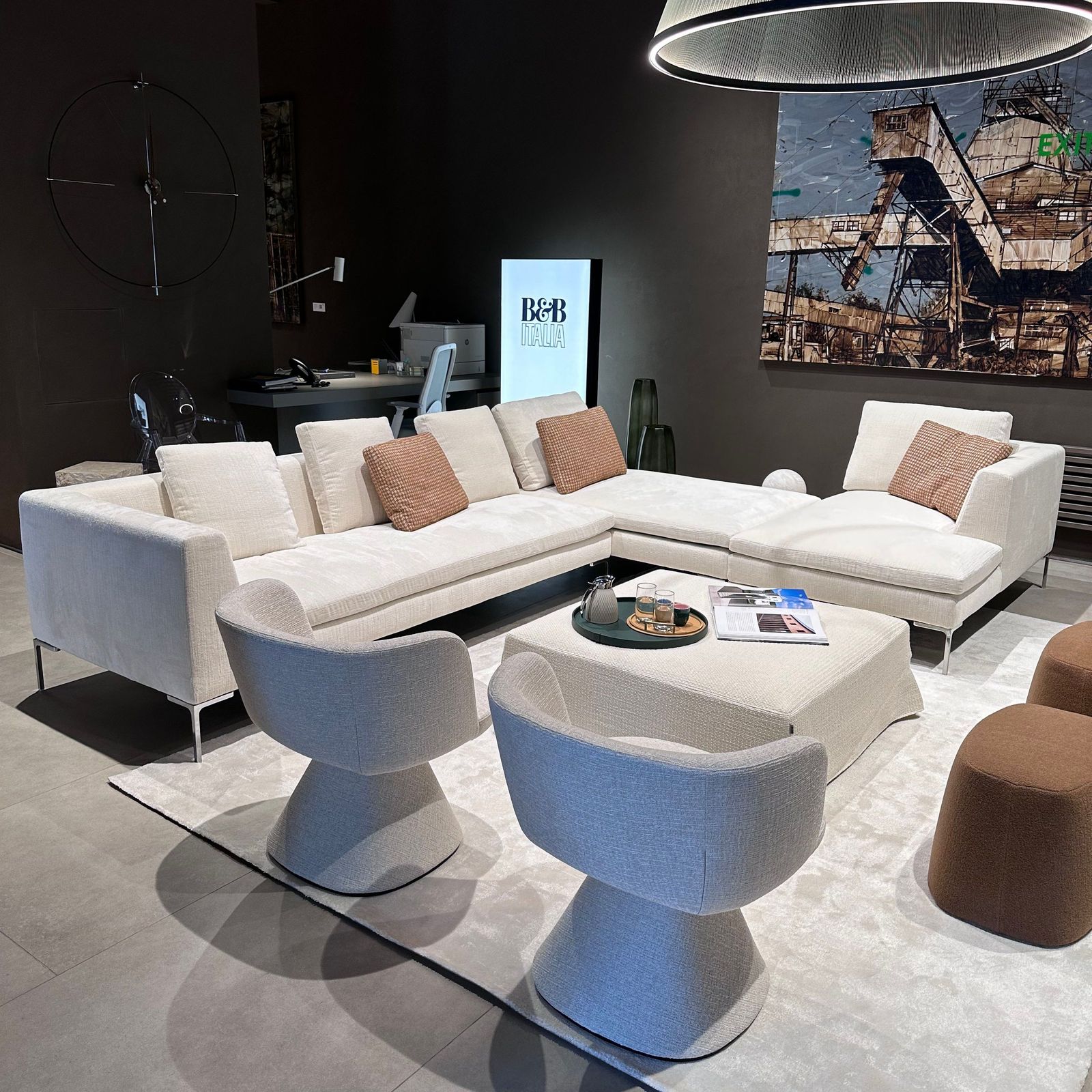B&B Italia Угловой диван Charles от B&B Italia — в интерьере