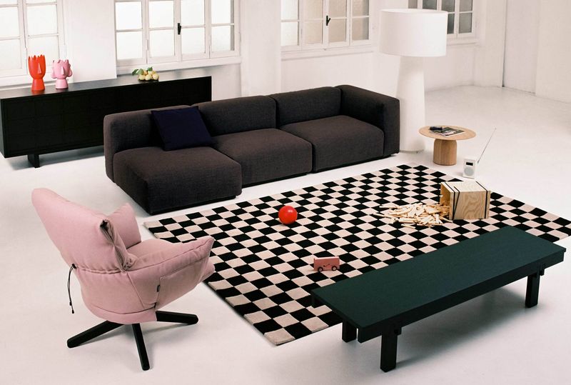Cappellini Ковер Fyrkant от Cappellini — в интерьере