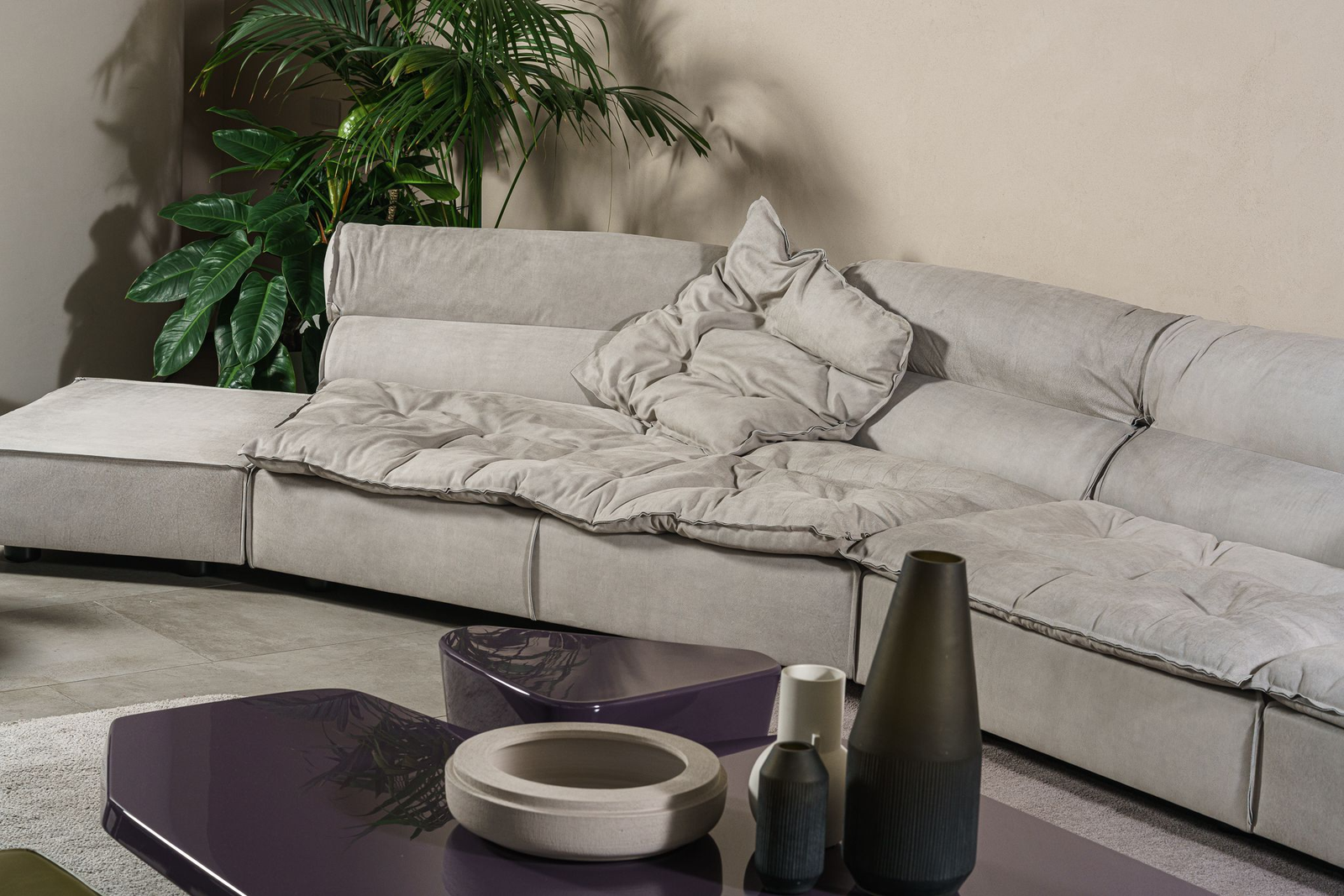 Baxter Диван модульный с 4 подушками Miami Soft Bo.Hemian Rice от Baxter — в интерьере