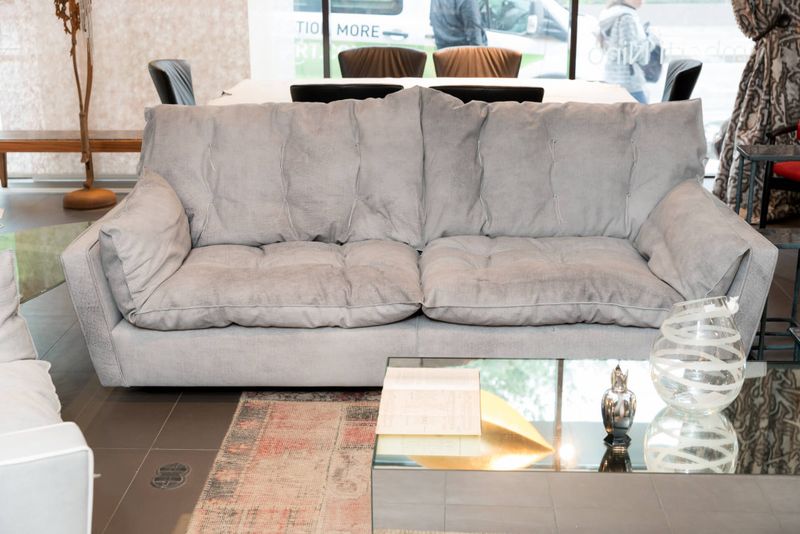 Baxter Двухместный диван Sorrento Kashmir Ciment от Baxter — в интерьере
