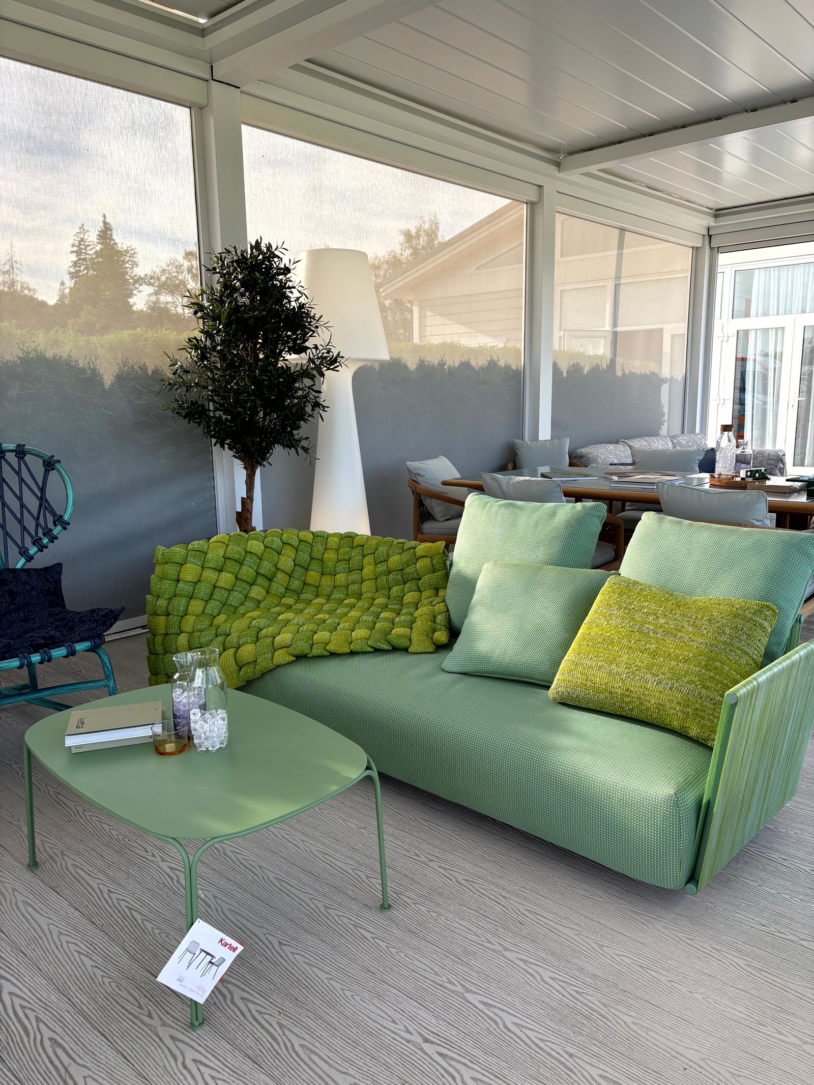 Paola Lenti Уличный диван Filo 219 от Paola Lenti — в интерьере