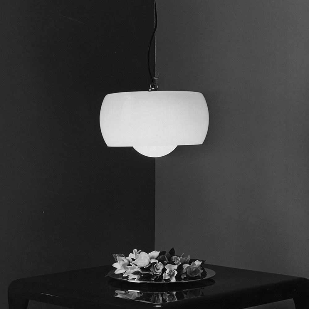 Artemide Подвесной светильник Omega от Artemide — в интерьере