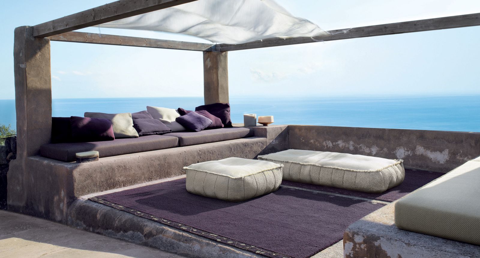 Paola Lenti Уличный пуф Play от Paola Lenti — в интерьере