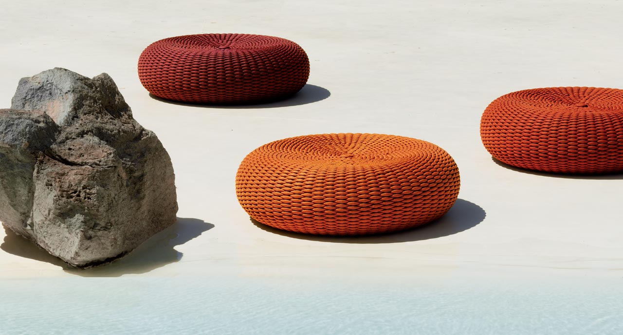 Paola Lenti Уличный пуф Shell от Paola Lenti — в интерьере