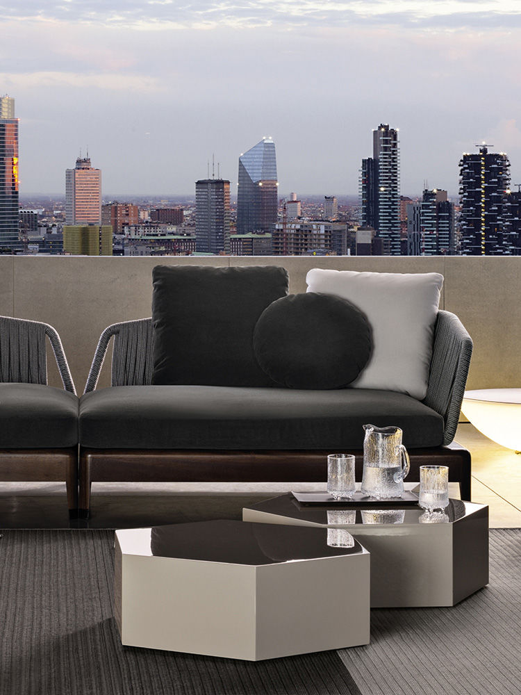 Minotti Aeron "Outdoor" от Minotti — в интерьере