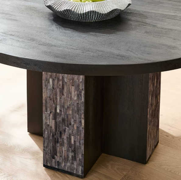 Arteriors Стол Maddock от Arteriors — в интерьере