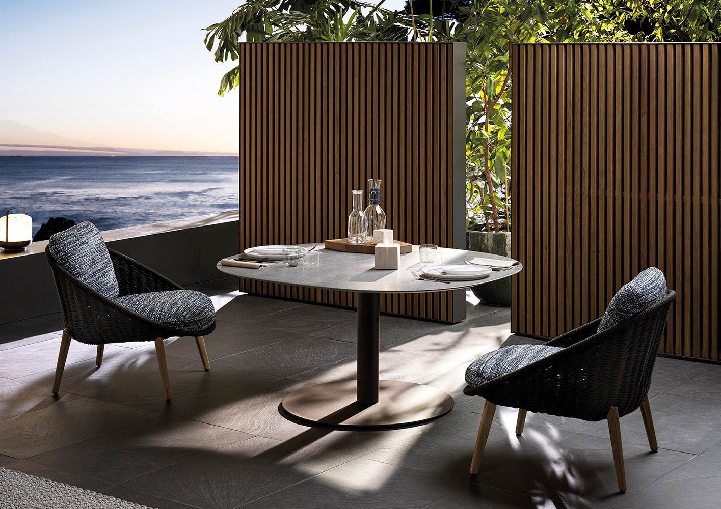 Minotti Уличный стол Bellagio Lounge Dining "Outdoor" от Minotti — в интерьере