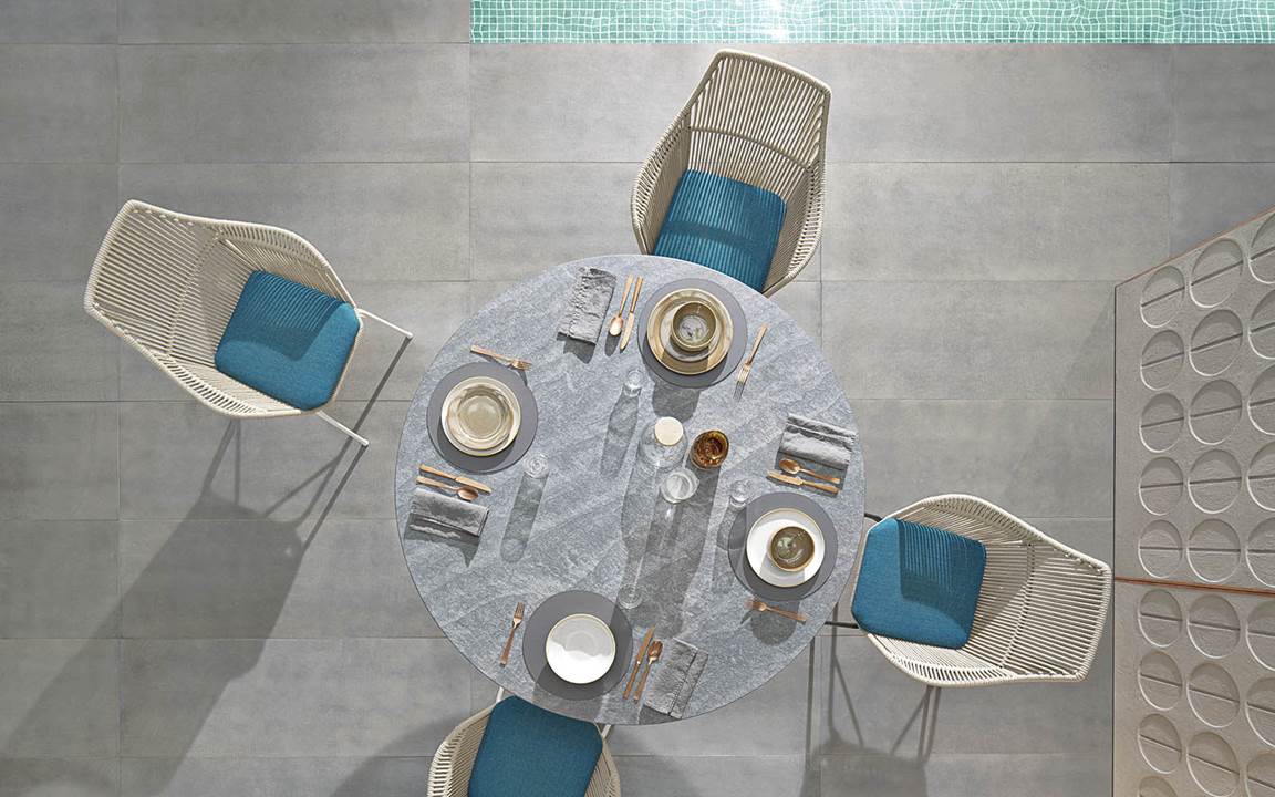 Minotti Уличный стол Van Dyck "Outdoor" от Minotti — в интерьере