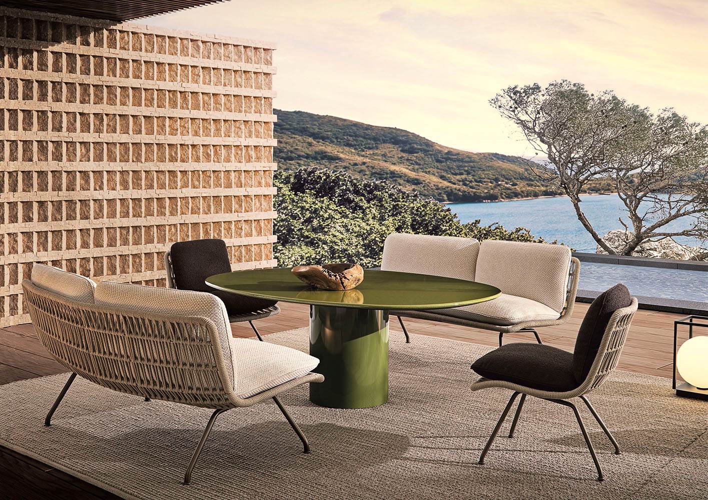 Minotti Уличный стол Rayan Outdoor от Minotti — в интерьере