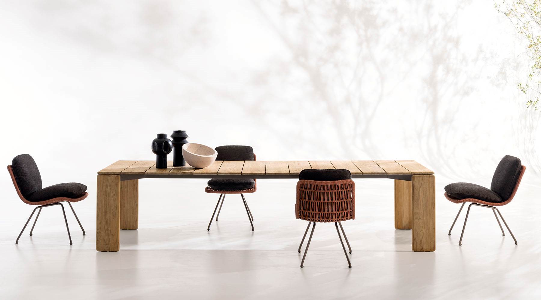 Minotti Уличный стол Drake Dining "Outdoor" от Minotti — в интерьере