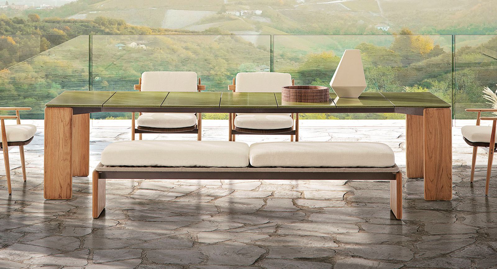 Minotti Банкетка Emmi "Cord" Outdoor от Minotti — в интерьере