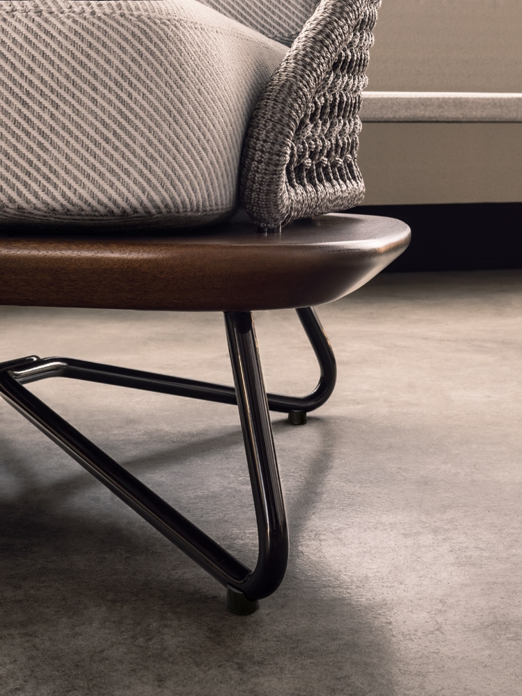 Minotti Уличное кресло Rivera "Armchair" от Minotti — в интерьере