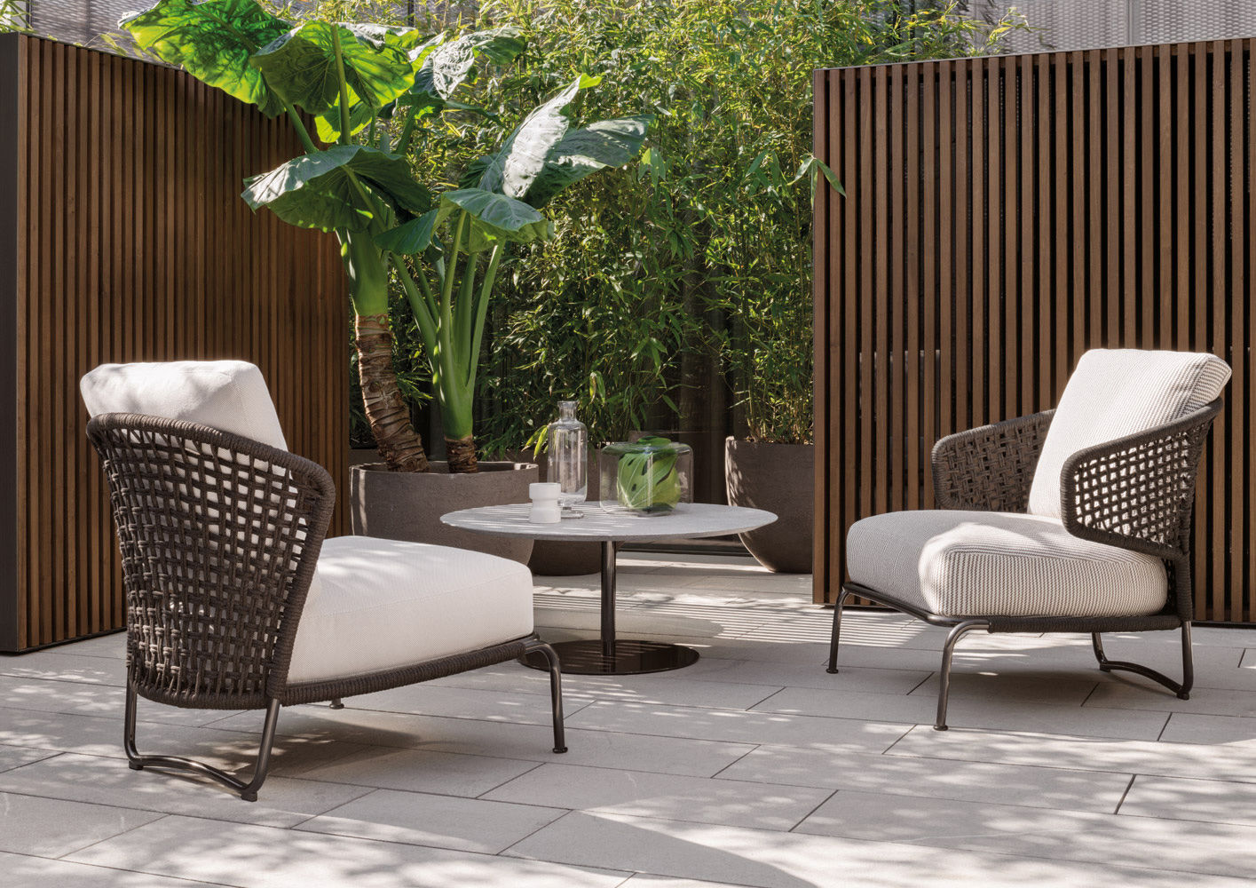 Minotti Уличное кресло Aston "Cord" Outdoor от Minotti — в интерьере