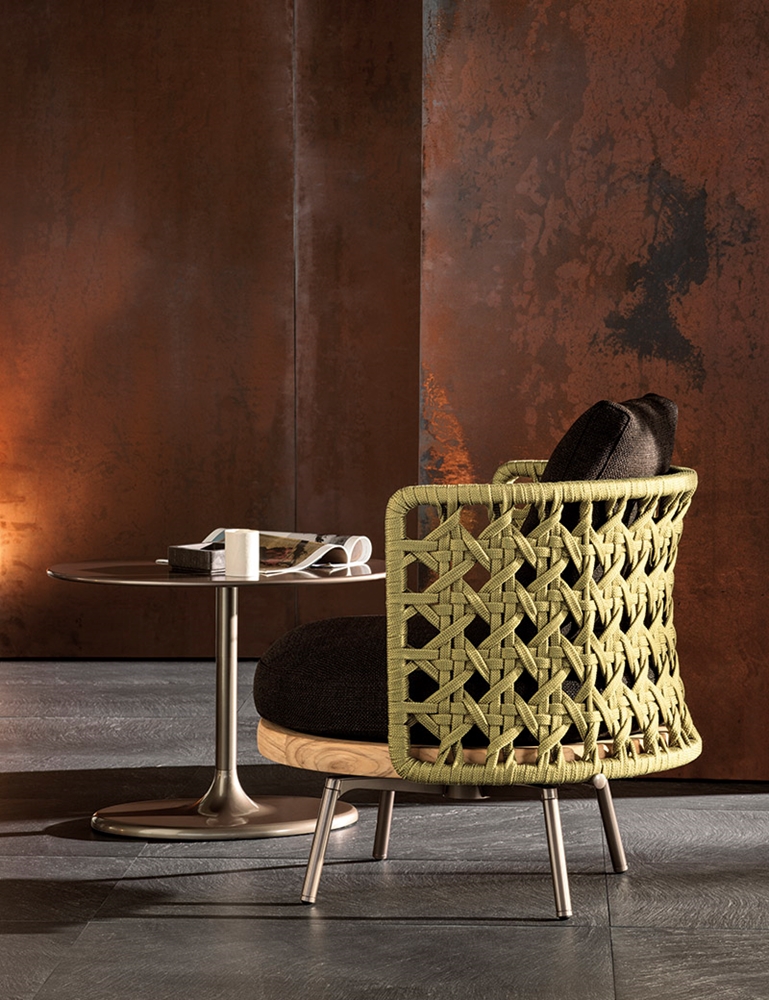 Minotti Уличное кресло Torii Nest "Outdoor" от Minotti — в интерьере