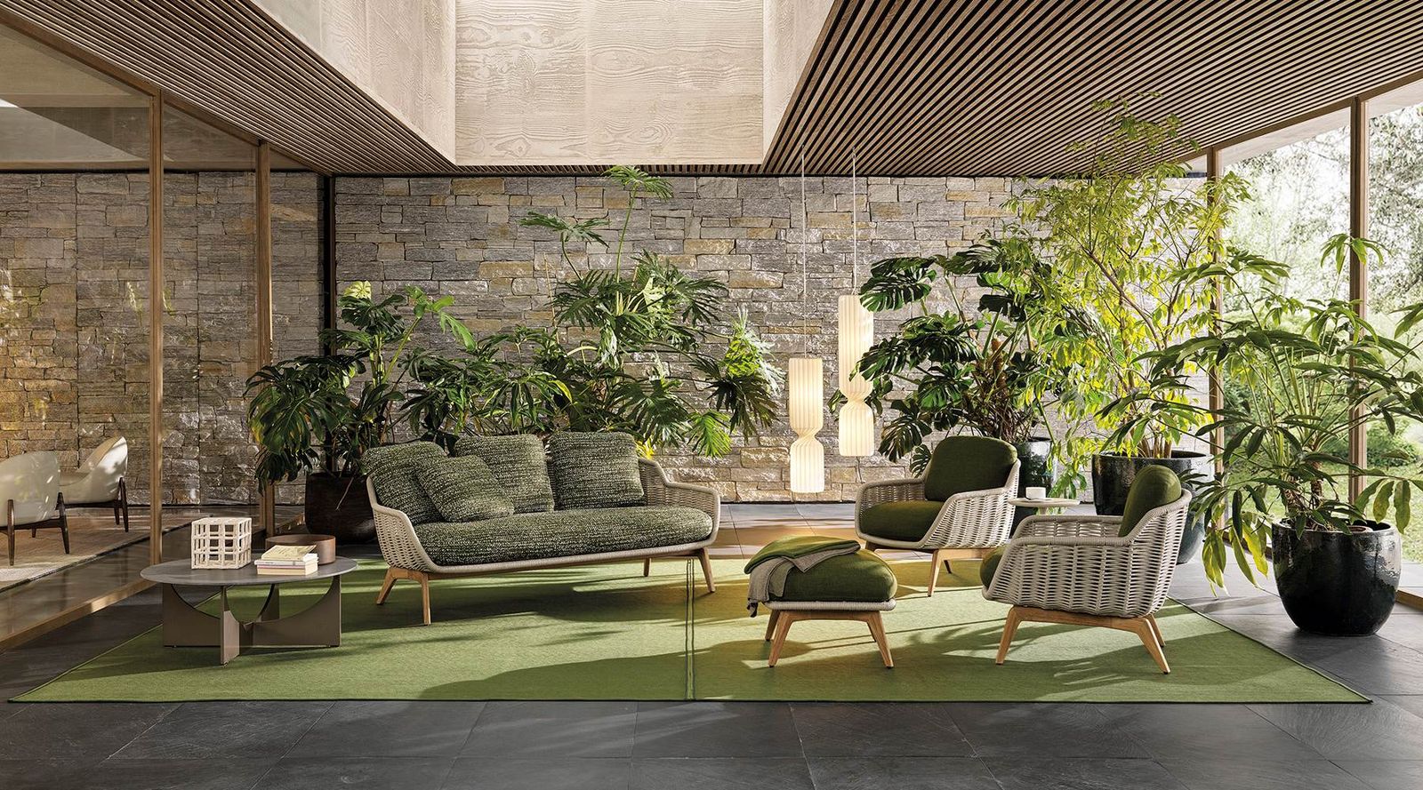 Minotti Уличное кресло Belt "Cord" Outdoor от Minotti — в интерьере
