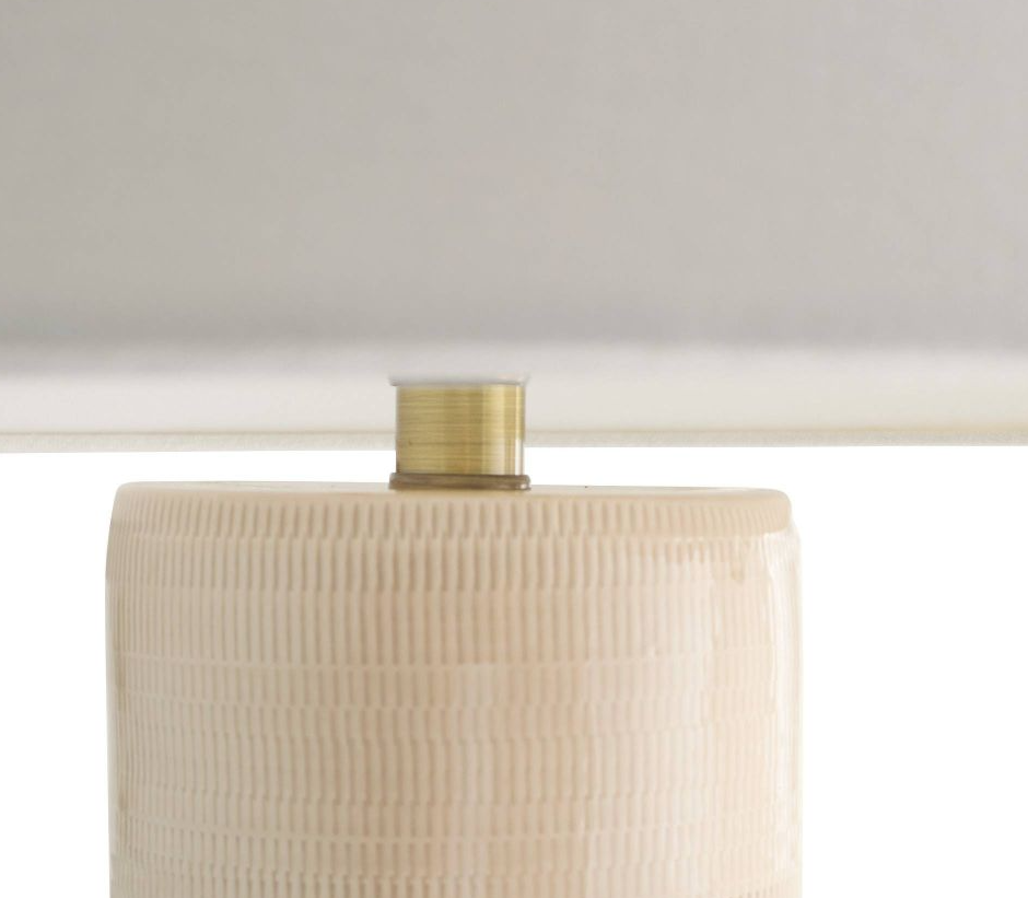 Arteriors Настольная лампа Nicoline Nicoline от Arteriors — в интерьере