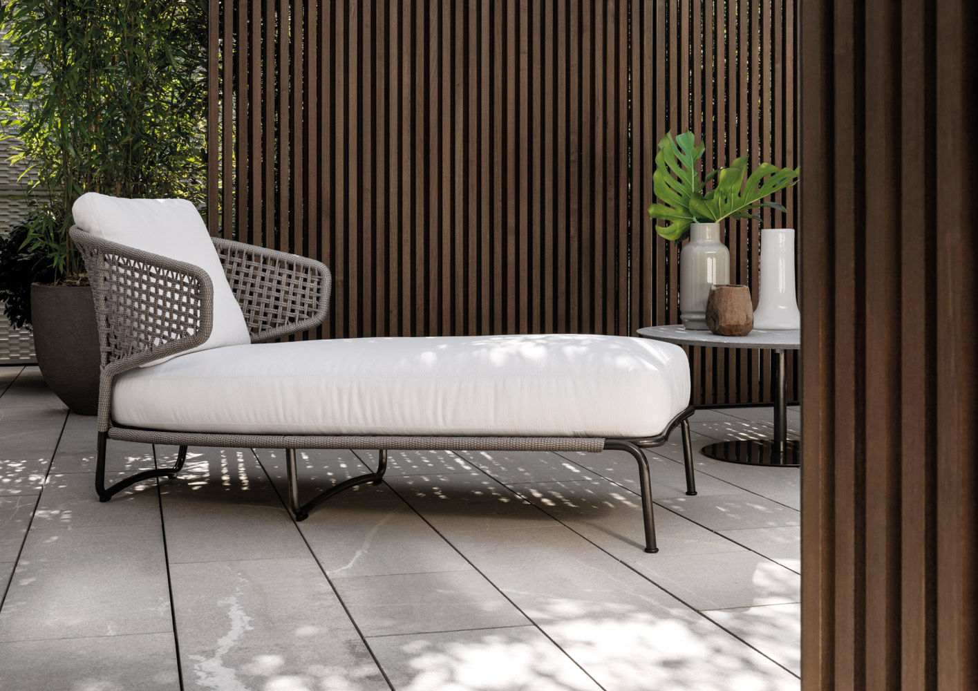 Minotti Уличная кушетка Aston "Cord" Outdoor от Minotti — в интерьере