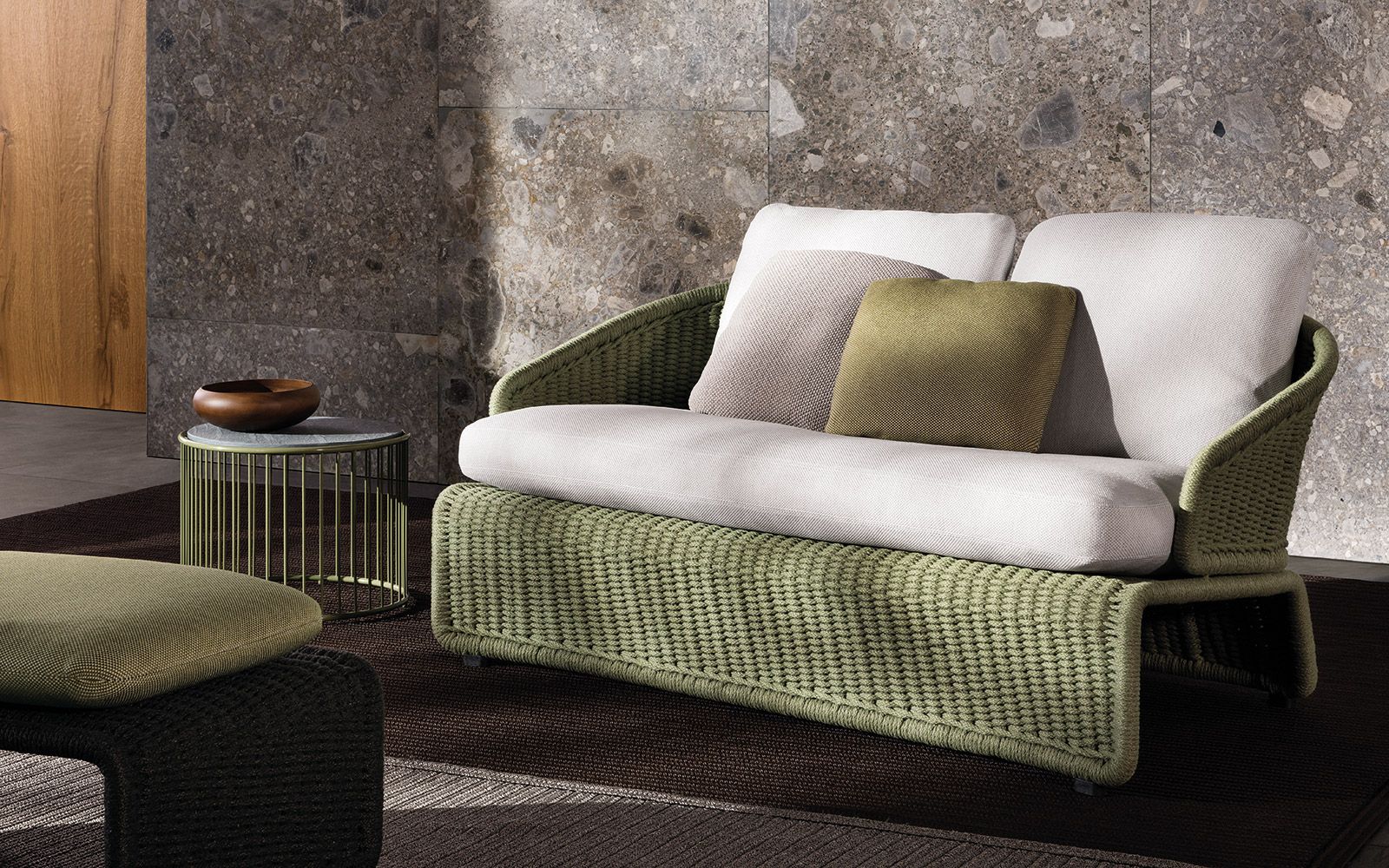 Minotti Уличный диван Halley "Outdoor" от Minotti — в интерьере