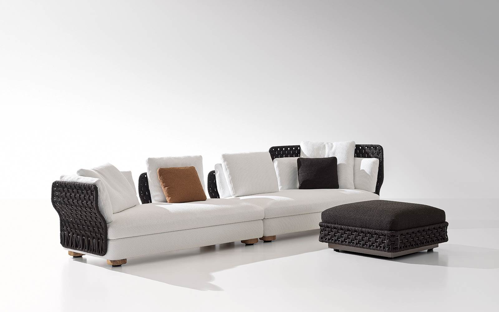 Minotti Уличный диван Amii от Minotti — в интерьере